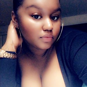 Meet your Posher, Bre